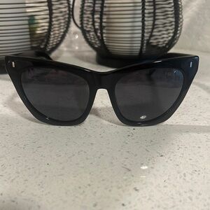 I-SEA Polarized “LEXI” Black Sunglasses